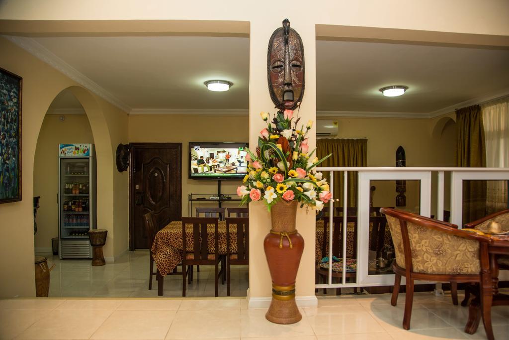 Alma House Hotel Akkra Exterior foto